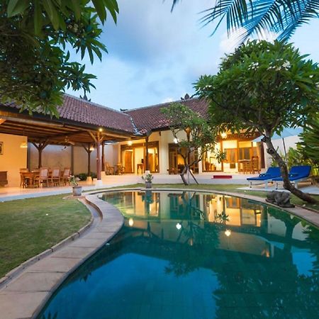 Bali Royal Heritage Villa Seminyak  Ngoại thất bức ảnh